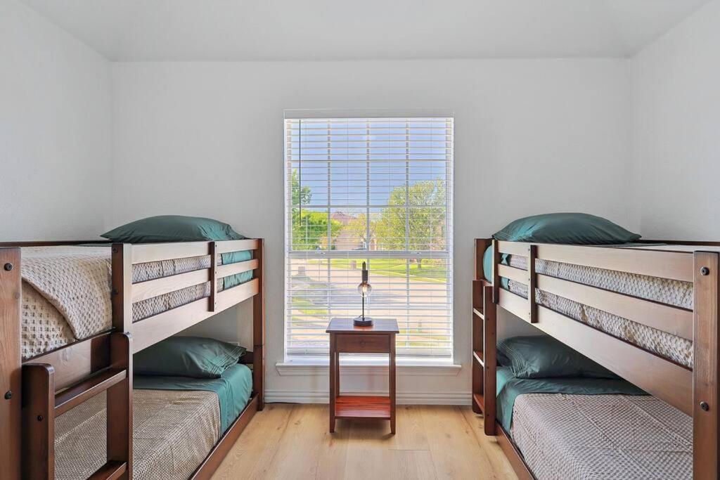 Wellness Oasis 5Br W Pool + Huge Yard + Fire Pit Villa Sachse Luaran gambar