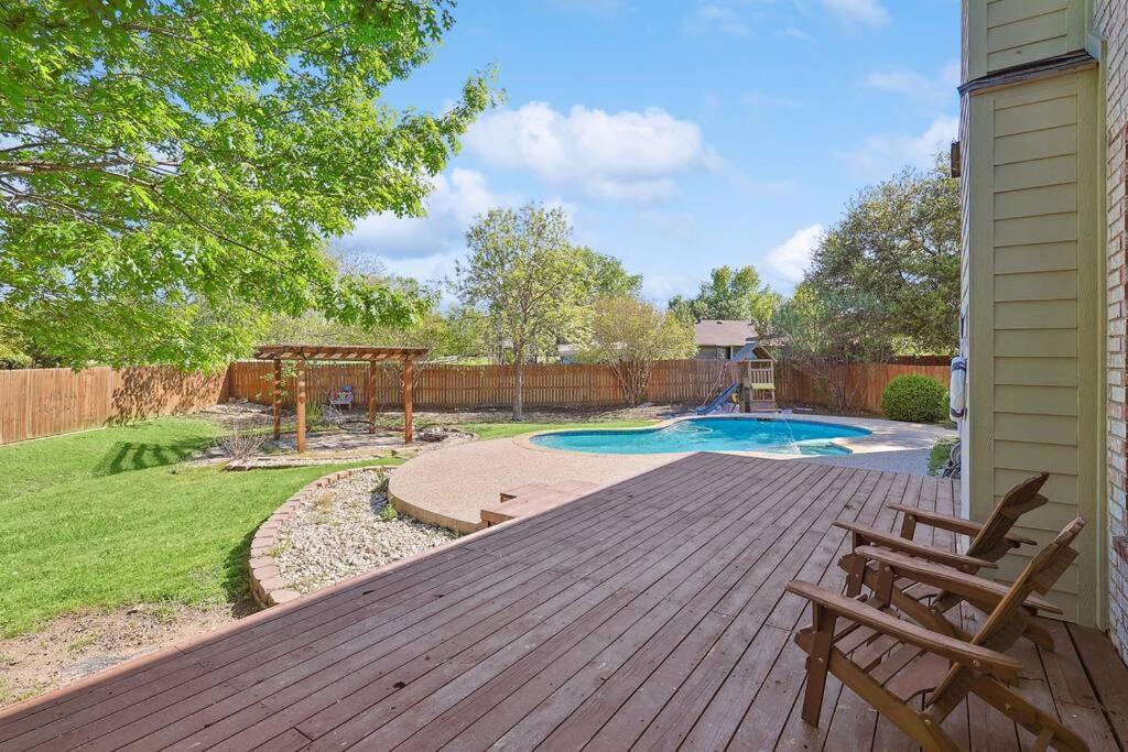 Wellness Oasis 5Br W Pool + Huge Yard + Fire Pit Villa Sachse Luaran gambar